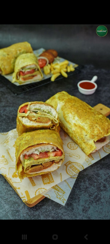 Chicken tikka Omelette shami Burger